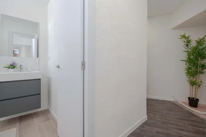 Habitación privada en C. de los Caños del Peral, 6, Centro, 28013 Madrid, Spain, imagen 5 de 24