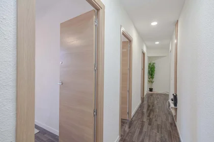 Habitación privada en C. de los Caños del Peral, 6, Centro, 28013 Madrid, Spain, imagen 10 de 36