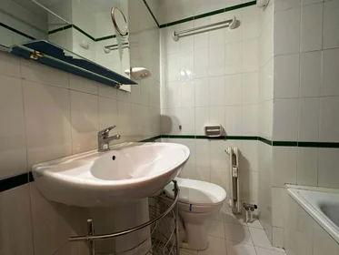 Quarto privado em C. Sancho Panza, 13, Genil, 18008 Granada, España, imagem 7 de 15