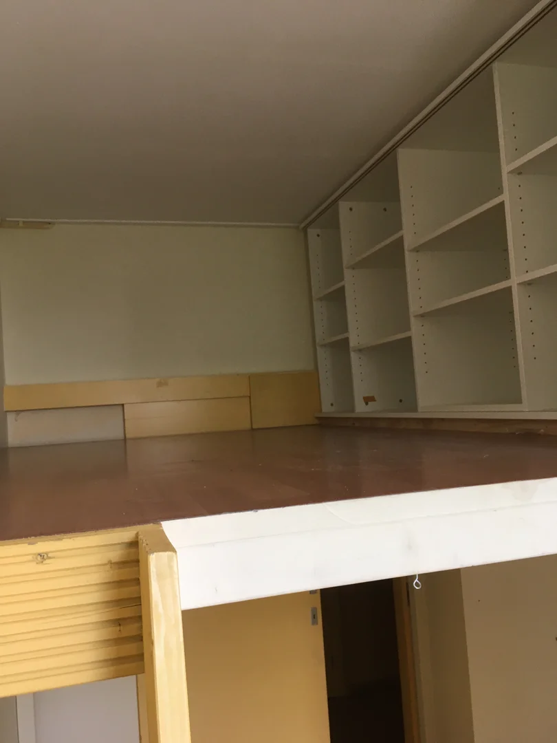 Comfortable and spacious student room in 