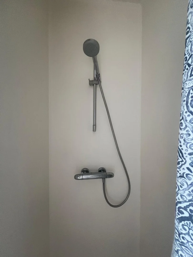 Chambre à louer dans un appartement d'étudiant à , entièrement meublée