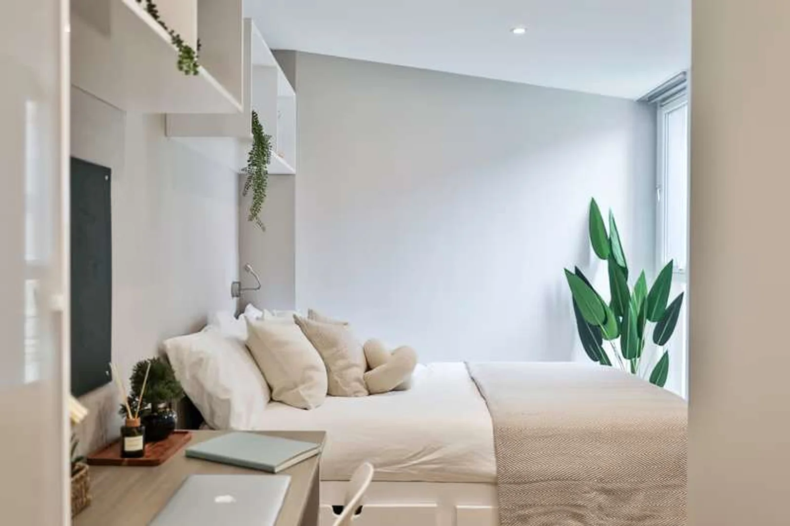 32, 34 Colston St, Bristol BS1 5AE, UK 