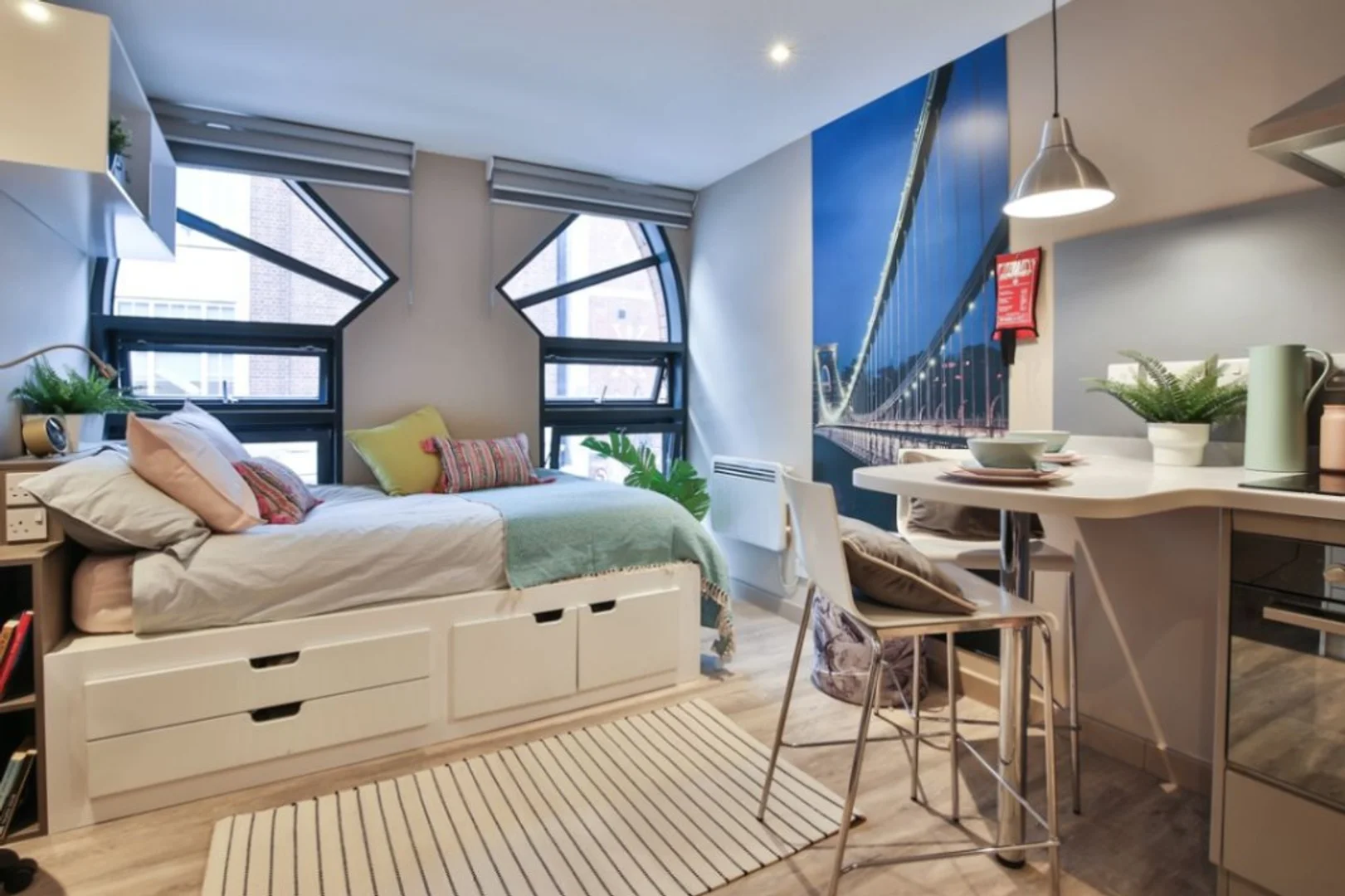 32, 34 Colston St, Bristol BS1 5AE, UK 