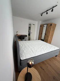Privatzimmer in der Haunstetter Straße, bild 3 von 9