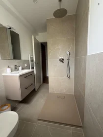 Privatzimmer in der Haunstetter Straße, bild 6 von 9