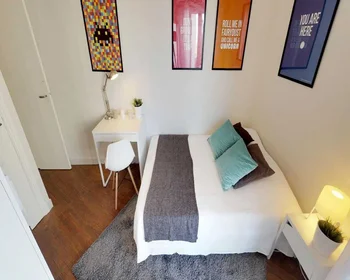 Chambre privée à Port Saint Etienne, image 1 de 10