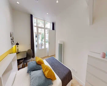 Chambre privée à rue Bellegarde, image 1 de 10