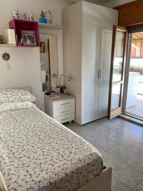 Özel oda konumu Via Squillace, 1 16 görüntüsü