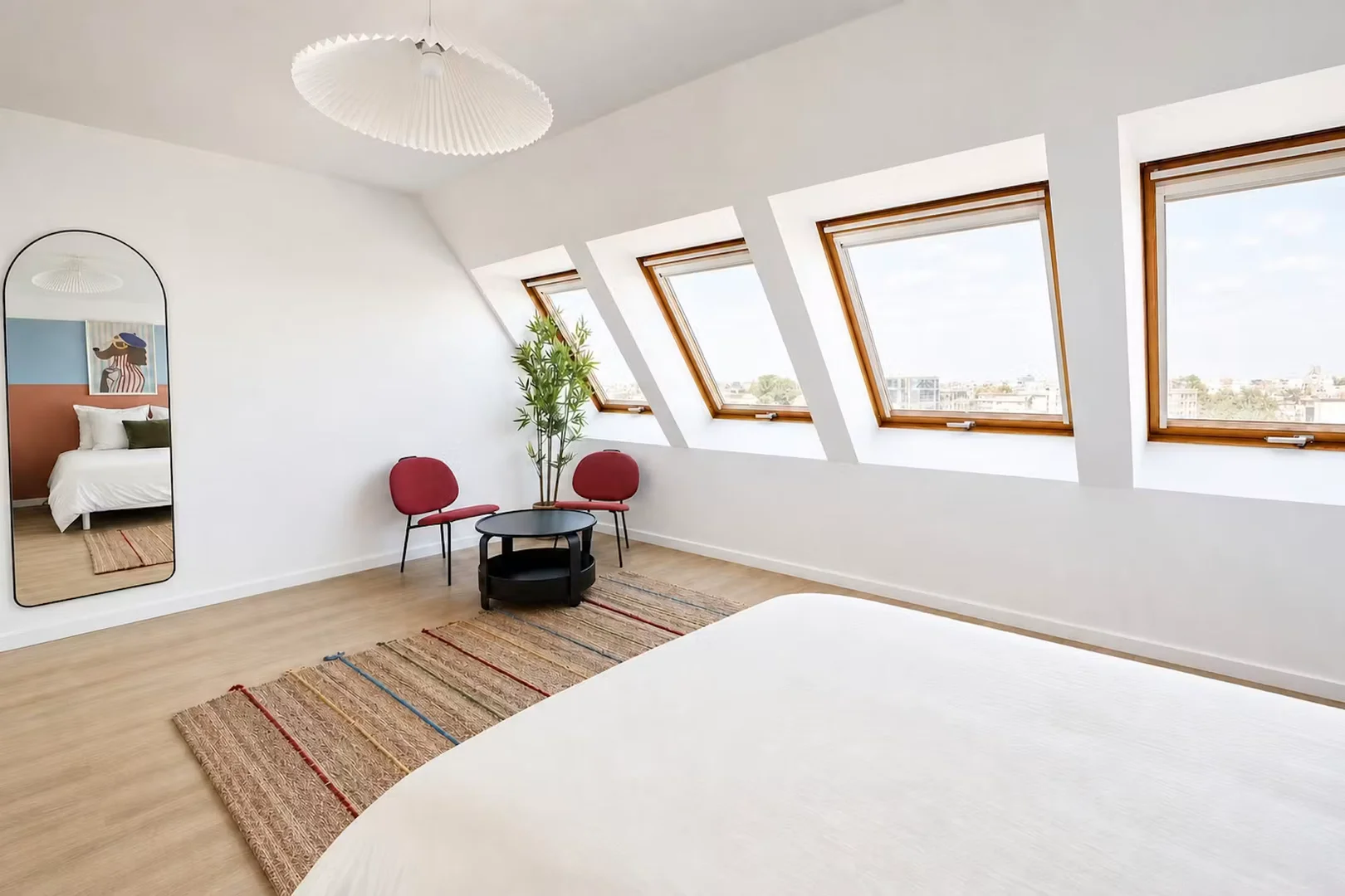 Comfortable and spacious student room in 