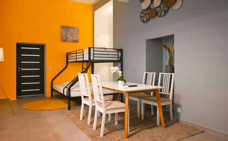 Entire apartment at Allerheiligenplatz, 20. Bezirk-Brigittenau, image 5 of 10