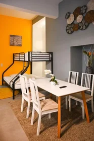 Entire apartment at Allerheiligenplatz, 20. Bezirk-Brigittenau, image 6 of 10