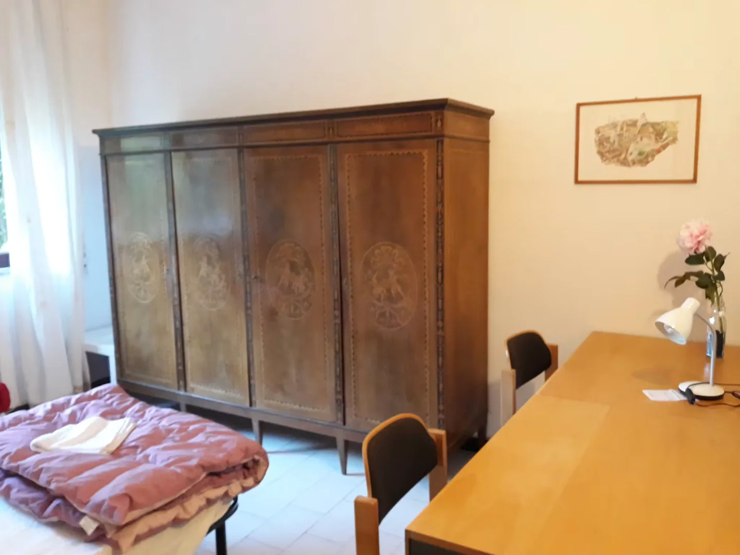Wygodny i przestronny pokój studencki w 