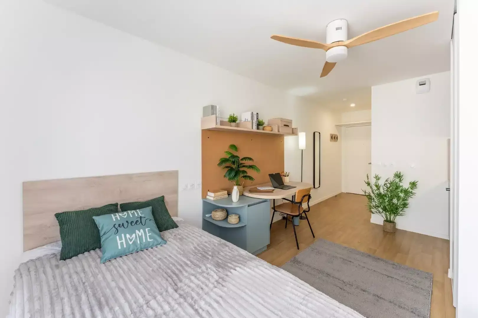 Apartamento estúdio totalmente equipado para estudantes em 