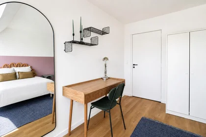 私人房间 在 9 rue Jacob Mayer, 10的图像1