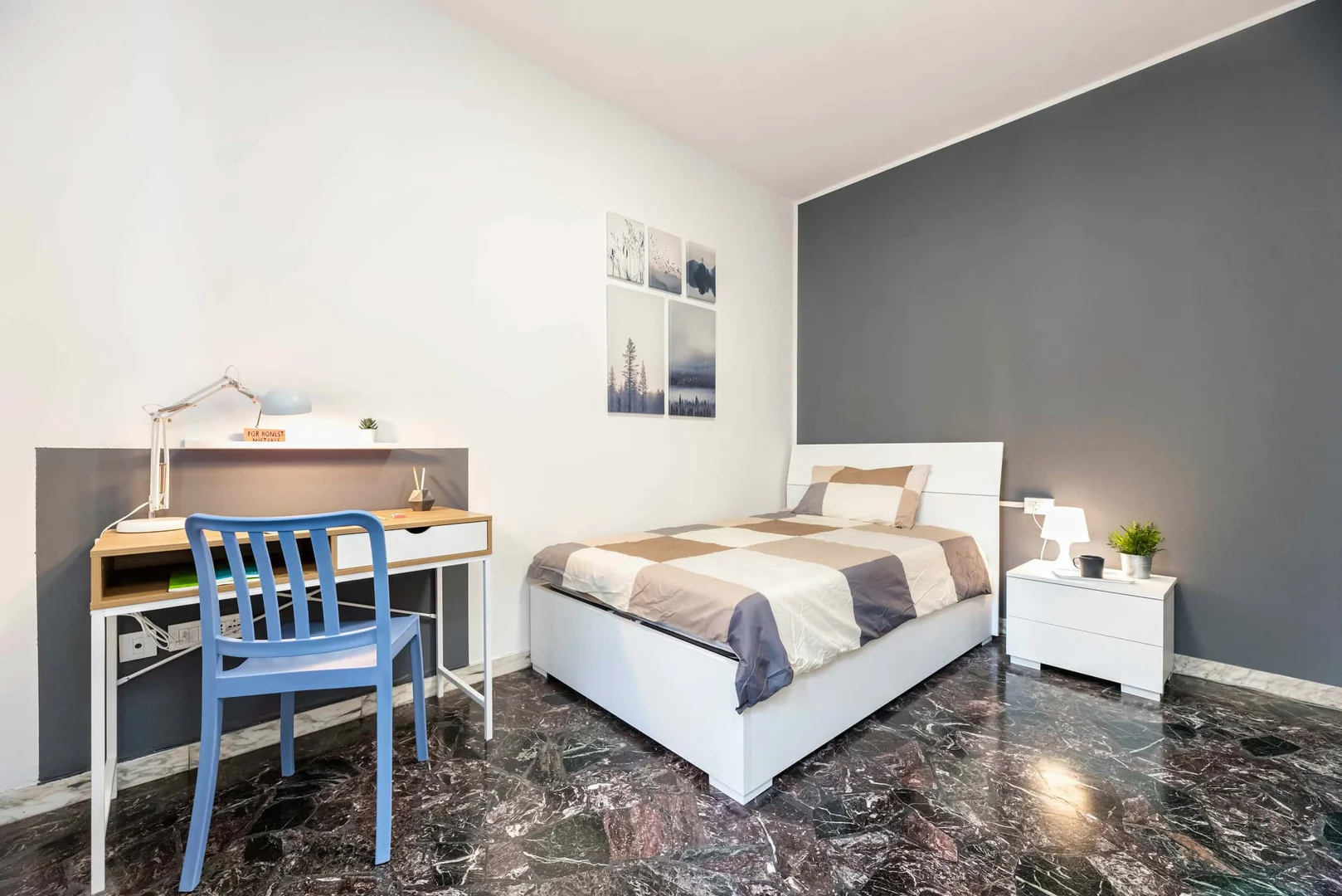 Habitación acogedora para estudiantes disponible en