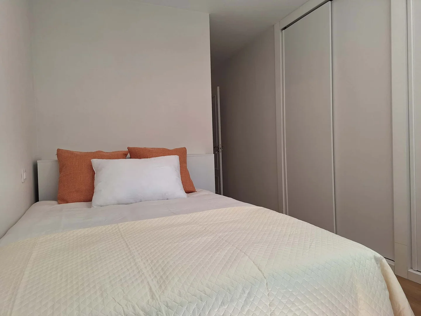 Studentenfreundliches Zimmer in  mit modernen Annehmlichkeiten