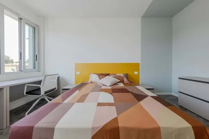 Stanza privata in Via Giulio Togni, 14, 25122 Brescia BS, Italy, immagine 1 di 12