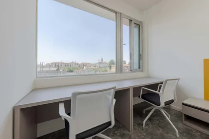Stanza privata in Via Giulio Togni, 14, 25122 Brescia BS, Italy, immagine 4 di 12