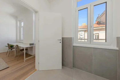Stanza privata in Via Giovanni Pascoli, 39, 34141 Trieste TS, Italy, immagine 12 di 20