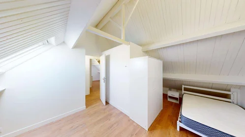 Quarto privado em 2 Sq. Elie Reclus, 91000 Évry-Courcouronnes, France, imagem 2 de 20