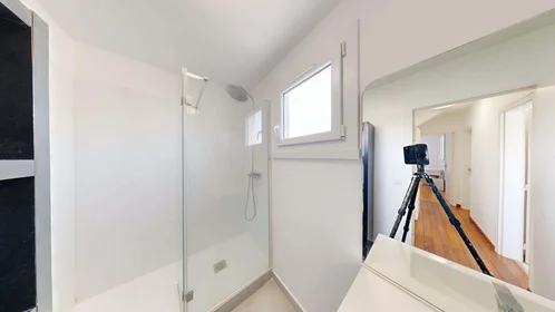 Quarto privado em 2 Sq. Elie Reclus, 91000 Évry-Courcouronnes, France, imagem 12 de 20