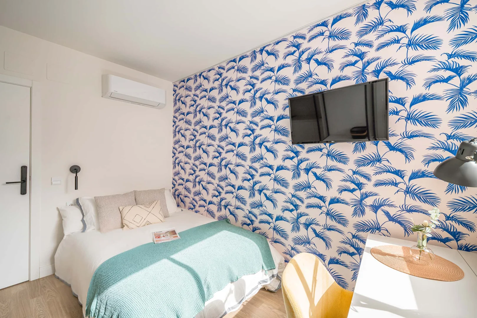 Habitación en apartamento estudiantil en alquiler en , completamente amueblado