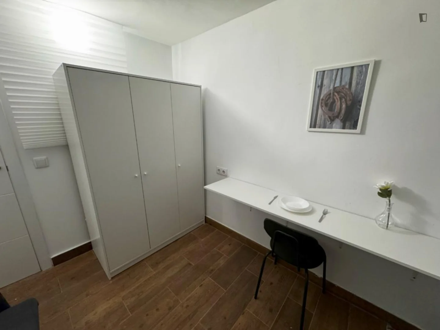 Quarto acolhedor para estudantes disponível em 