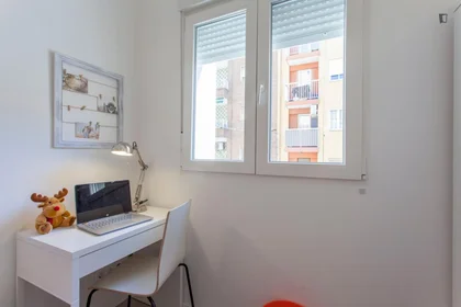 Privatzimmer in der Calle José Carsí, bild 7 von 13