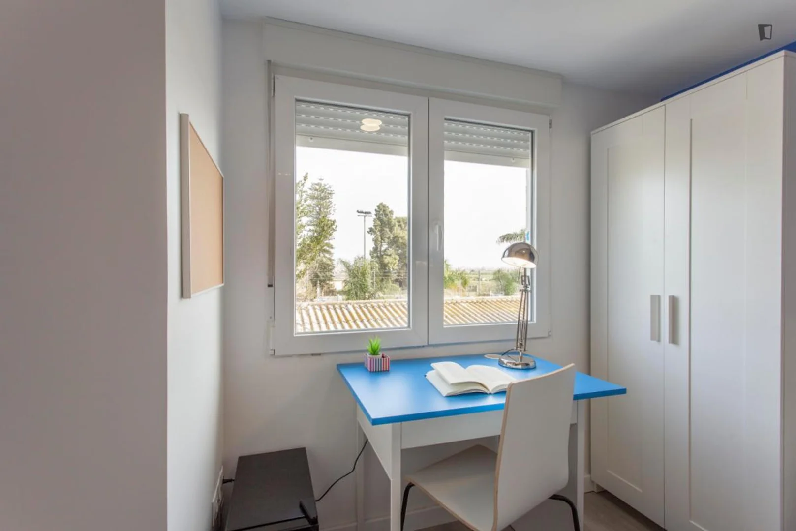 GemĂĽtliches Zimmer fĂĽr Studenten in