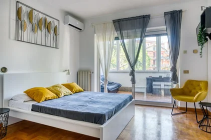 Appartement entièrement meublé à {area}