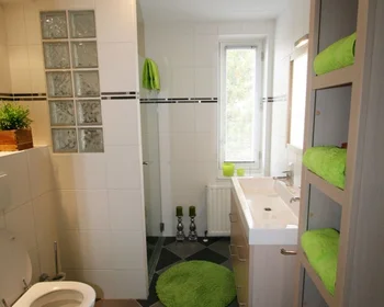 Privatzimmer in der Marowijnestraat, bild 1 von 9