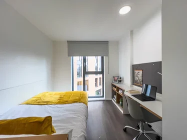 Quarto privado em residência em 200 N Hanover St, Glasgow G4 0PY, United Kingdom , imagem 26 de 36