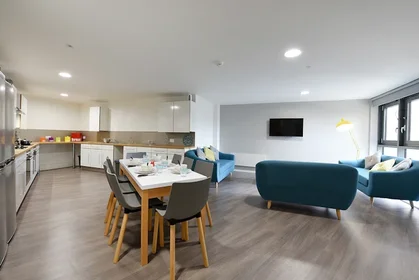 Quarto privado em residência em 200 N Hanover St, Glasgow G4 0PY, United Kingdom , imagem 4 de 37