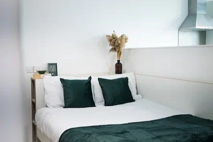 Quarto privado em residência em 200 N Hanover St, Glasgow G4 0PY, United Kingdom , imagem 33 de 36