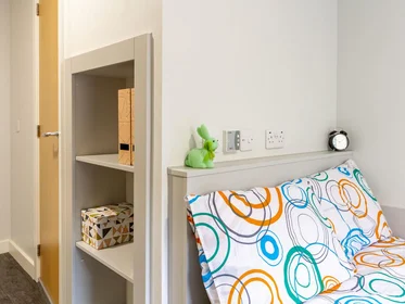 Quarto privado em residência em Back of the Walls, Southampton SO14 3LS, United Kingdom, imagem 17 de 24