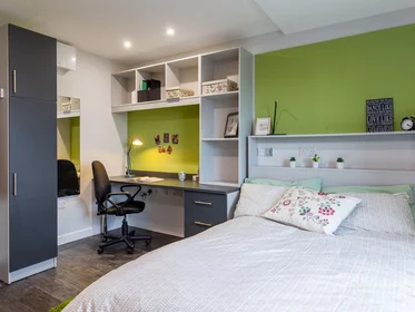 Quarto privado em residência em Back of the Walls, Southampton SO14 3LS, United Kingdom, imagem 6 de 24