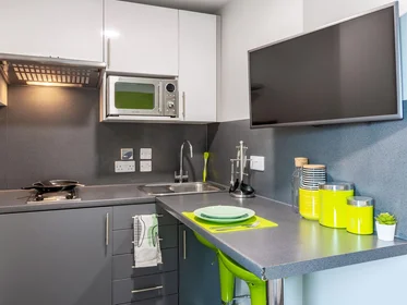 Quarto privado em residência em Back of the Walls, Southampton SO14 3LS, United Kingdom, imagem 10 de 24
