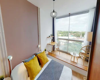 Privatzimmer in der Rue du Faubourg Saint-Jaumes, bild 2 von 17