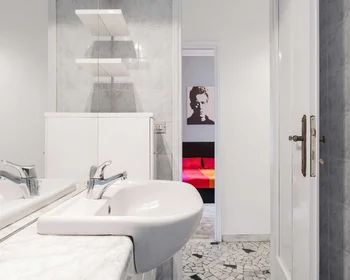 Chambre privée à Via delle Belle Arti, image 11 de 37