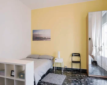 Chambre privée à Via delle Belle Arti, image 8 de 37