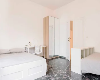 Chambre privée à Via delle Belle Arti, image 9 de 37