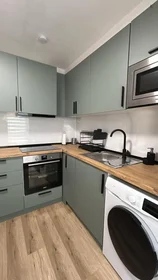 Quarto privado em Avenida Torrelavega, imagem 4 de 12