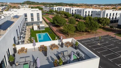 Stanza privata in residence in Avenida Futbolista Antonio Ruiz Cervilla 14, immagine 5 di 15