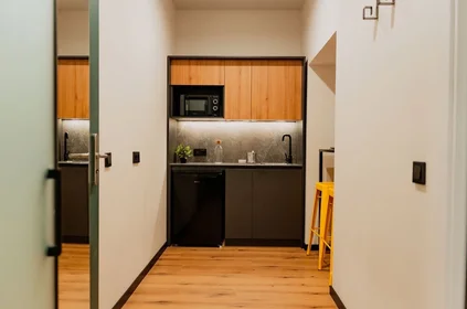 Shared room in residence at Avenida de la Merced 108, image 1 of 15