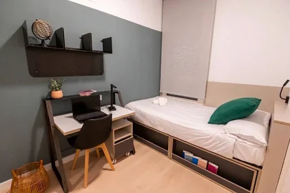 Studio im Wohnheim in der Zaragoza, bild 6 von 15