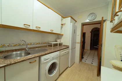 Chambre privée à Calle Lucena, Rochelambert, image 6 de 10