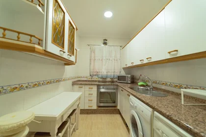 Chambre privée à Calle Lucena, Rochelambert, image 7 de 10