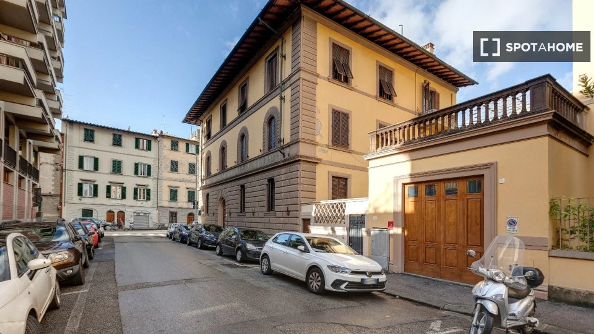 Via Giovanni Berchet