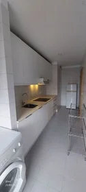 Quarto privado em Ramalde - Rua Doutor Santana Dionísio, imagem 2 de 20