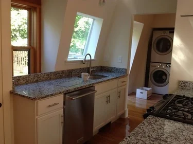 Alojamiento entero en 7, Everett St., Unit 3, Jamaica Plain, Boston, MA, 02130, imagen 1 de 10